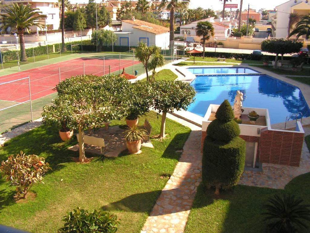 Golden Park Apartment Denia Luaran gambar